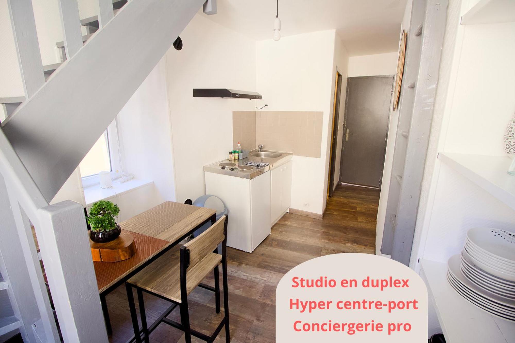 Petit Duplex Lumineux, Hyper Centre A 2 Pas Du Port, Intendance Luxury Host Cherbourg-en-Cotentin Dış mekan fotoğraf
